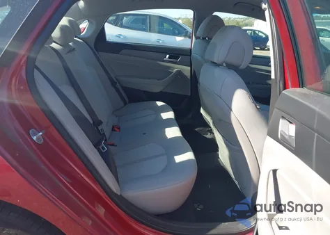 2016 Hyundai Sonata Hybrid Se z USA, uszkodzony, nr VIN KMHE24L1XGA027007